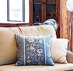 Химчистка штор, одеял, подушек в Алматы Химчистка штор, одеял, подушек в Алматы