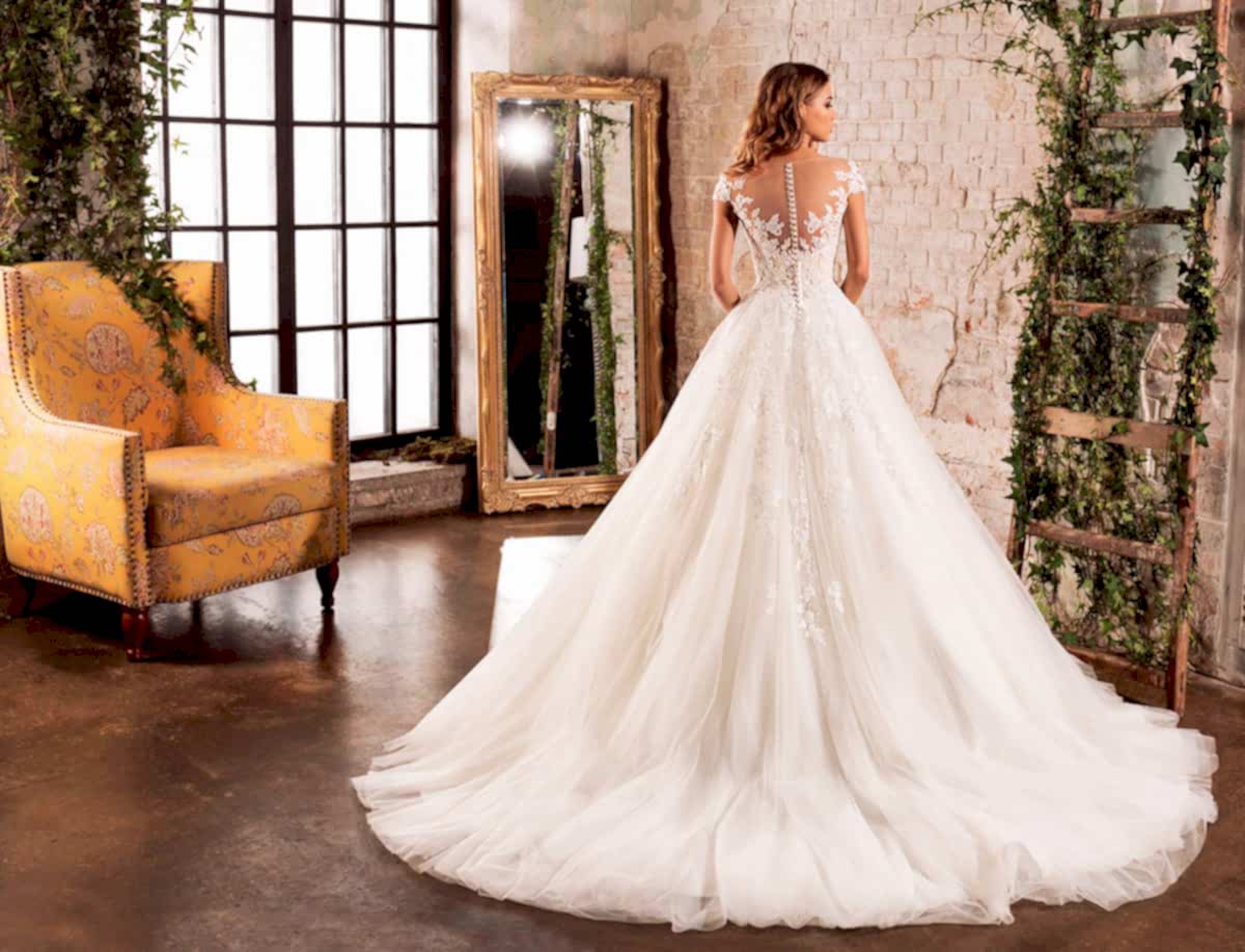 Химчистка свадебного платья Химчистка свадебного платья