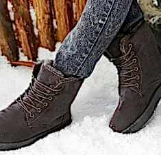 Чистка замшевой обуви