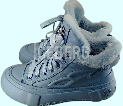Химчистка голубых ботинок с мехом Химчистка голубых ботинок с мехом